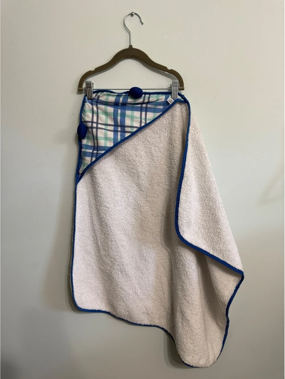 Set of 2 Soft Cotton Baby Hooded Towels with Cute Animal and Plaid Designs
